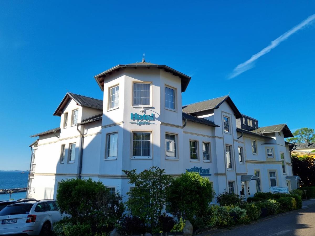 Hotel Waterkant Sassnitz Exterior foto